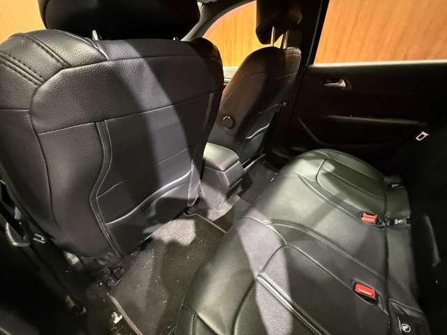 308 GTライン ブルーHDi 革調シートカバー ACC BSM ディスプレイオーディオ CarPlay 衝突軽減ブレーキ Bluetooth パドルシフト ドライブレコーダー 純正17インチAW LEDヘッドライト オートライト(33枚目)