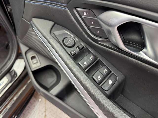 3シリーズ 330i Mスポーツ イノベーションパッケージ コンフォートパッケージ ファストトラックパッケージ ヘッドアップディスプレイ ACC 360°カメラ AppleCarPlay(27枚目)