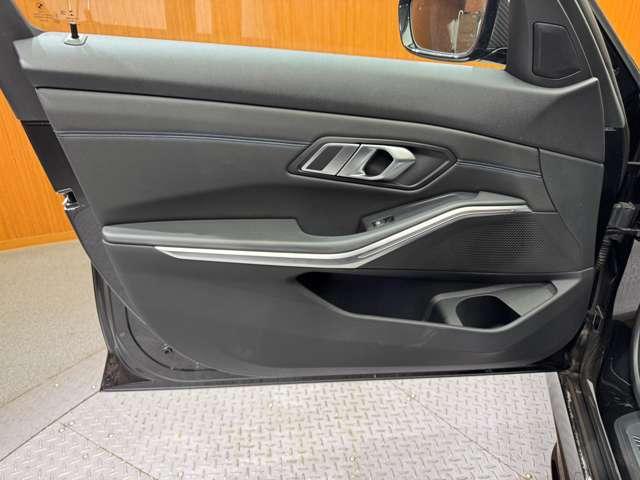 3シリーズ 330i Mスポーツ イノベーションパッケージ コンフォートパッケージ ファストトラックパッケージ ヘッドアップディスプレイ ACC 360°カメラ AppleCarPlay(45枚目)