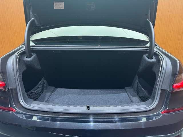 3シリーズ 330i Mスポーツ イノベーションパッケージ コンフォートパッケージ ファストトラックパッケージ ヘッドアップディスプレイ ACC 360°カメラ AppleCarPlay(48枚目)