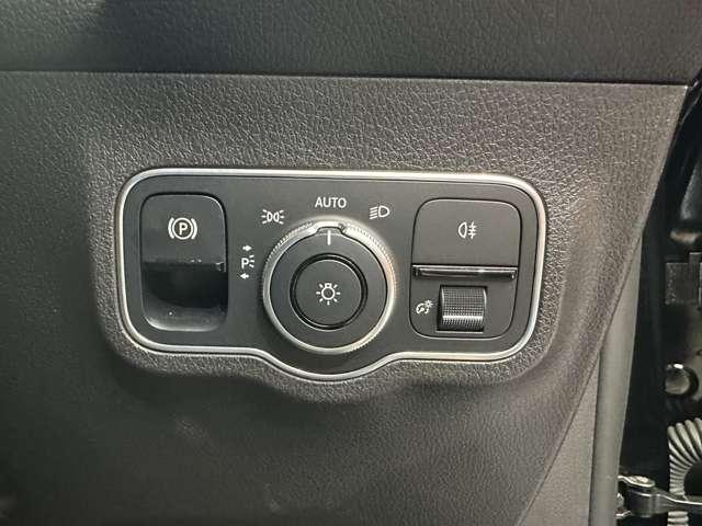 ＧＬＢ ＧＬＢ２００ｄ　ワンオーナーレザーＥＸＣ　パノラマＳＲ　アドバンスドＰＫＧ　純正ナビ　３６０°カメラ　ＡＣＣ　ＨＵＤ　シートヒーター　パワーシート　ＬＥＤヘッドライト　ハイビームアシスト　電動リアゲート　Ｐアシスト（27枚目）