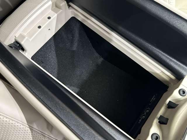 CLSクラス CLS220d スポーツ エクスクルーシブパッケージ 白革 ガラスSR HUD Burmester ACC ナビ TV 360° CarPlay Bluetooth接続 シートH ベンチレーション 電動トランク オートハイビーム RSP ドラレコ ETC(17枚目)