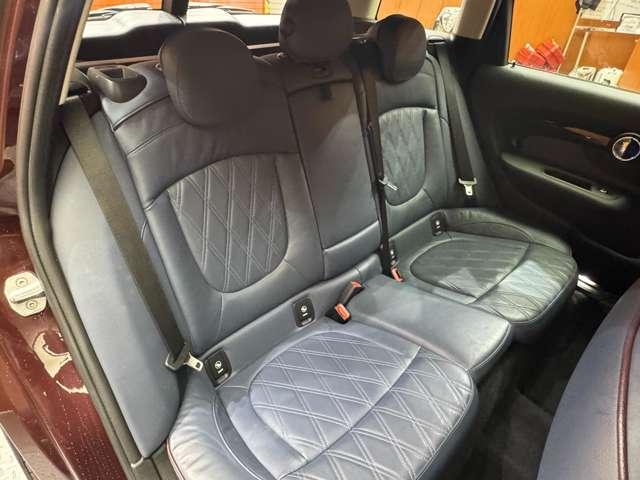 ＭＩＮＩ クーパーＤ　クラブマン　本革シート　シートヒーター　パワーシート　ＨＵＤ　純正ナビ　バックカメラ　クルーズコントロール　ＬＥＤヘッドライト　オートライト　ＥＴＣ　純正１７インチＡＷ　横滑り防止機能　アイドリングストップ（8枚目）