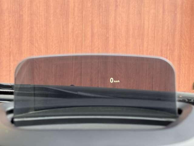 ＭＩＮＩ クーパーＤ　クラブマン　本革シート　シートヒーター　パワーシート　ＨＵＤ　純正ナビ　バックカメラ　クルーズコントロール　ＬＥＤヘッドライト　オートライト　ＥＴＣ　純正１７インチＡＷ　横滑り防止機能　アイドリングストップ（19枚目）