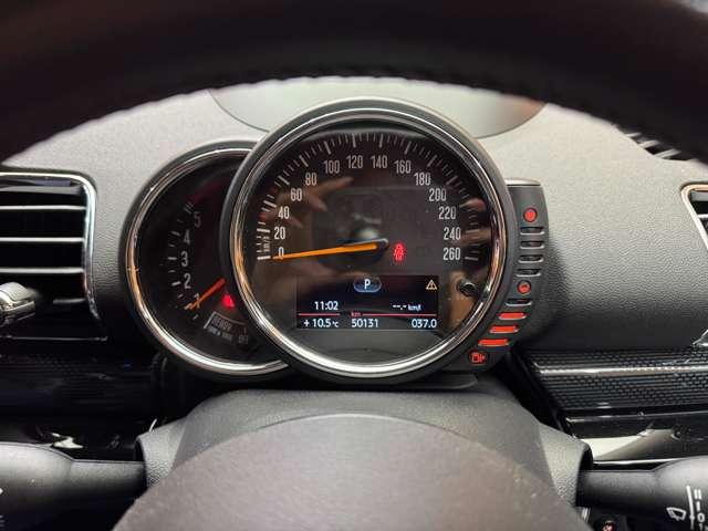 ＭＩＮＩ クーパーＤ　クラブマン　本革シート　シートヒーター　パワーシート　ＨＵＤ　純正ナビ　バックカメラ　クルーズコントロール　ＬＥＤヘッドライト　オートライト　ＥＴＣ　純正１７インチＡＷ　横滑り防止機能　アイドリングストップ（20枚目）