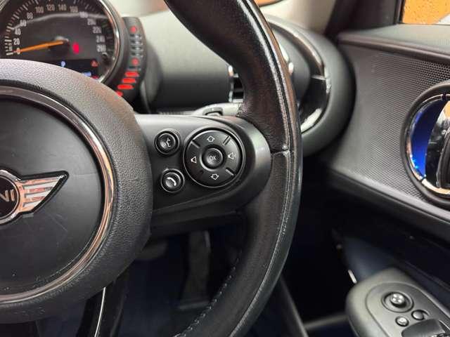 ＭＩＮＩ クーパーＤ　クラブマン　本革シート　シートヒーター　パワーシート　ＨＵＤ　純正ナビ　バックカメラ　クルーズコントロール　ＬＥＤヘッドライト　オートライト　ＥＴＣ　純正１７インチＡＷ　横滑り防止機能　アイドリングストップ（21枚目）