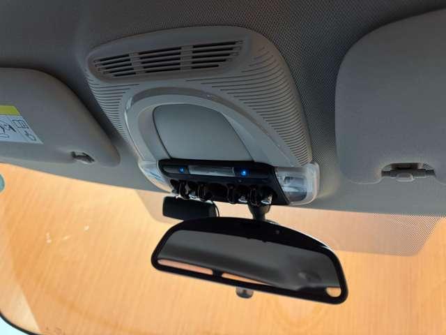 ＭＩＮＩ クーパーＤ　クラブマン　本革シート　シートヒーター　パワーシート　ＨＵＤ　純正ナビ　バックカメラ　クルーズコントロール　ＬＥＤヘッドライト　オートライト　ＥＴＣ　純正１７インチＡＷ　横滑り防止機能　アイドリングストップ（28枚目）