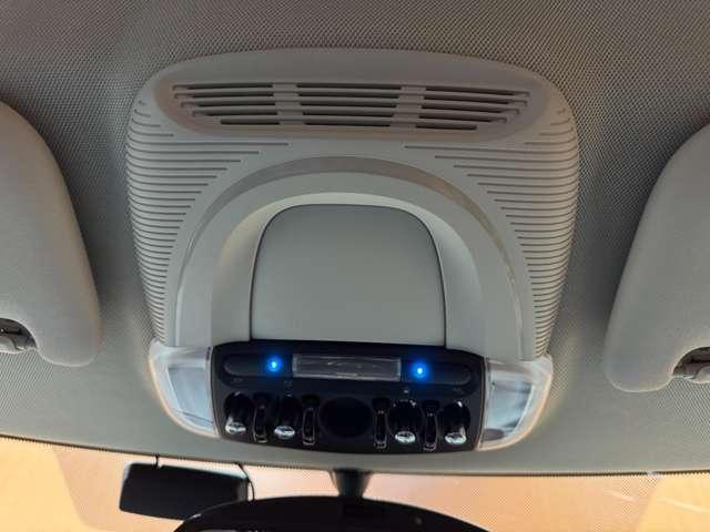 ＭＩＮＩ クーパーＤ　クラブマン　本革シート　シートヒーター　パワーシート　ＨＵＤ　純正ナビ　バックカメラ　クルーズコントロール　ＬＥＤヘッドライト　オートライト　ＥＴＣ　純正１７インチＡＷ　横滑り防止機能　アイドリングストップ（29枚目）