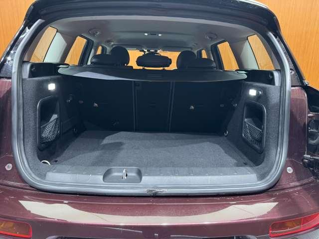 ＭＩＮＩ クーパーＤ　クラブマン　本革シート　シートヒーター　パワーシート　ＨＵＤ　純正ナビ　バックカメラ　クルーズコントロール　ＬＥＤヘッドライト　オートライト　ＥＴＣ　純正１７インチＡＷ　横滑り防止機能　アイドリングストップ（43枚目）