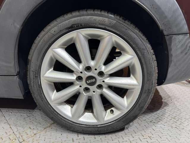 ＭＩＮＩ クーパーＤ　クラブマン　本革シート　シートヒーター　パワーシート　ＨＵＤ　純正ナビ　バックカメラ　クルーズコントロール　ＬＥＤヘッドライト　オートライト　ＥＴＣ　純正１７インチＡＷ　横滑り防止機能　アイドリングストップ（58枚目）