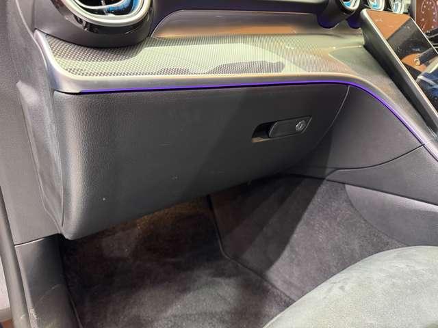 Cクラス C220dアバンギャルド AMGライン リアアクスルステアリング ベーシックPKG 純正ナビ 360°カメラ ハーフレザーシート パワーシート シートヒーター パワートランク キーレスゴー C43用19インチAW ワイヤレスチャージング(35枚目)