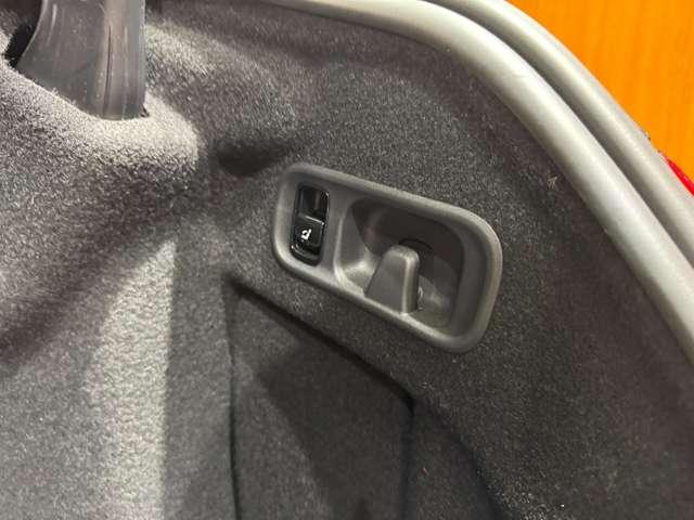 Cクラス C220dアバンギャルド AMGライン リアアクスルステアリング ベーシックPKG 純正ナビ 360°カメラ ハーフレザーシート パワーシート シートヒーター パワートランク キーレスゴー C43用19インチAW ワイヤレスチャージング(52枚目)