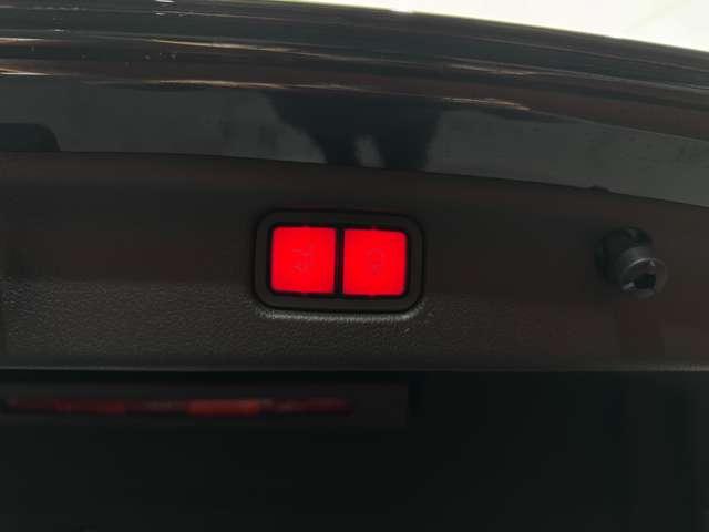 Cクラス C220dアバンギャルド AMGライン リアアクスルステアリング ベーシックPKG 純正ナビ 360°カメラ ハーフレザーシート パワーシート シートヒーター パワートランク キーレスゴー C43用19インチAW ワイヤレスチャージング(53枚目)