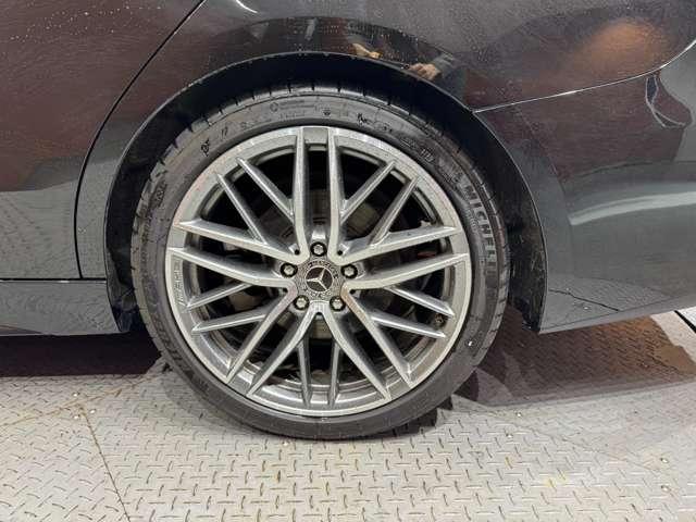 Cクラス C220dアバンギャルド AMGライン リアアクスルステアリング ベーシックPKG 純正ナビ 360°カメラ ハーフレザーシート パワーシート シートヒーター パワートランク キーレスゴー C43用19インチAW ワイヤレスチャージング(66枚目)