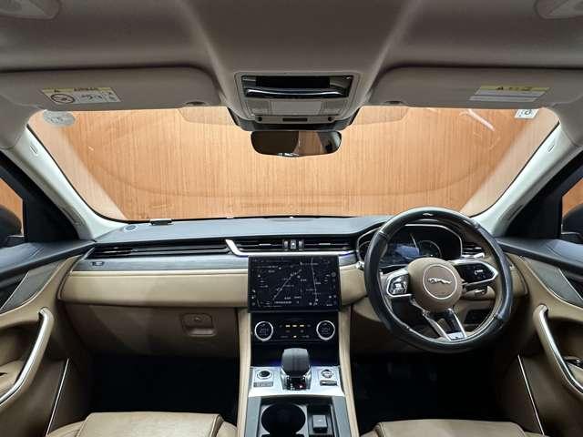 Ｆペイス Ｒ－ダイナミック　ＳＥ　Ｄ２００　ＡＣＣ　茶革　ナビ　３６０°　Ｂｌｕｅｔｏｏｔｈ接続　電動シート　シートヒーター　電動リアゲート　ＬＥＤヘッドライト　パドルシフト　パーキングエイド　衝突軽減Ｂ　ＢＳＭ　ＬＫＡ　ＥＴＣ　ワンオーナー（4枚目）