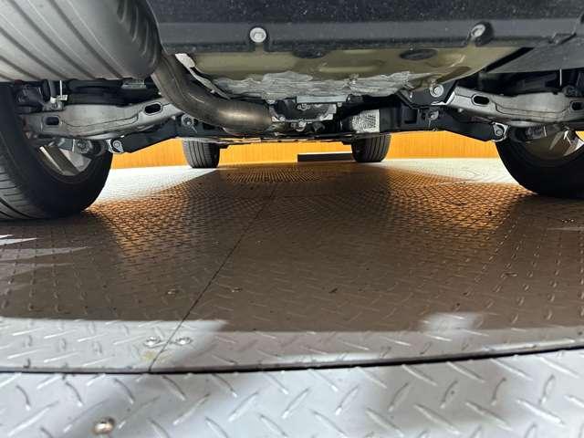 Ｆペイス Ｒ－ダイナミック　ＳＥ　Ｄ２００　ＡＣＣ　茶革　ナビ　３６０°　Ｂｌｕｅｔｏｏｔｈ接続　電動シート　シートヒーター　電動リアゲート　ＬＥＤヘッドライト　パドルシフト　パーキングエイド　衝突軽減Ｂ　ＢＳＭ　ＬＫＡ　ＥＴＣ　ワンオーナー（61枚目）