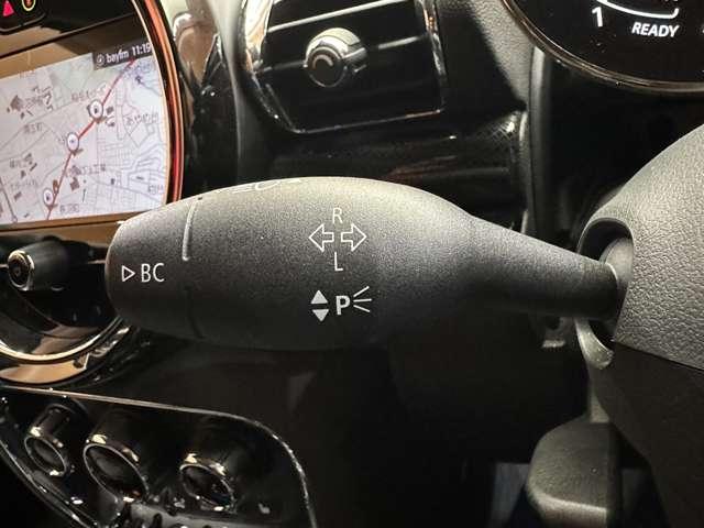 ＭＩＮＩ クーパーＤ　クラブマン　クラシックトリム　ＡＣＣ　半革　ナビ　Ｂカメラ　ＣａｒＰｌａｙ　Ｂｌｕｅｔｏｏｔｈ接続　ＰＤＣ　シートヒーター　ワイヤレスチャージ　ＬＥＤヘッドライト　衝突軽減Ｂ　純正ドラレコ　１オーナー（24枚目）