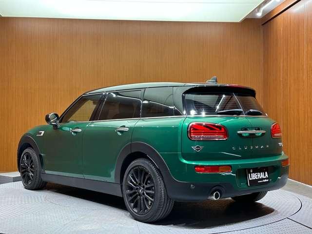 ＭＩＮＩ クーパーＤ　クラブマン　クラシックトリム　ＡＣＣ　半革　ナビ　Ｂカメラ　ＣａｒＰｌａｙ　Ｂｌｕｅｔｏｏｔｈ接続　ＰＤＣ　シートヒーター　ワイヤレスチャージ　ＬＥＤヘッドライト　衝突軽減Ｂ　純正ドラレコ　１オーナー（52枚目）