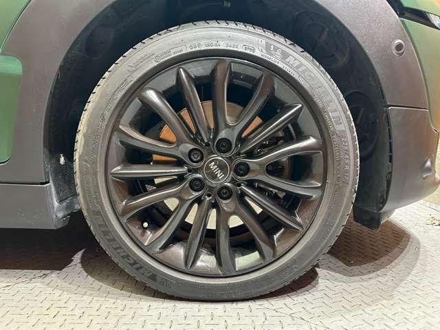 ＭＩＮＩ クーパーＤ　クラブマン　クラシックトリム　ＡＣＣ　半革　ナビ　Ｂカメラ　ＣａｒＰｌａｙ　Ｂｌｕｅｔｏｏｔｈ接続　ＰＤＣ　シートヒーター　ワイヤレスチャージ　ＬＥＤヘッドライト　衝突軽減Ｂ　純正ドラレコ　１オーナー（54枚目）