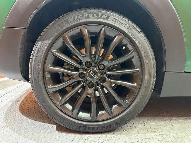 ＭＩＮＩ クーパーＤ　クラブマン　クラシックトリム　ＡＣＣ　半革　ナビ　Ｂカメラ　ＣａｒＰｌａｙ　Ｂｌｕｅｔｏｏｔｈ接続　ＰＤＣ　シートヒーター　ワイヤレスチャージ　ＬＥＤヘッドライト　衝突軽減Ｂ　純正ドラレコ　１オーナー（56枚目）