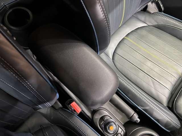 ＭＩＮＩ クーパー　コンバーチブル　サイドウォークエディション　限定車　革シート　クルーズコントロール　シートヒーター　ナビ　Ｂカメラ　Ｂｌｕｅｔｏｏｔｈ接続　ＰＤＣ　ＬＥＤヘッドライト　コンフォートアクセス　インテリジェントセーフティ　ドラレコ　ミラー内蔵ＥＴＣ（15枚目）