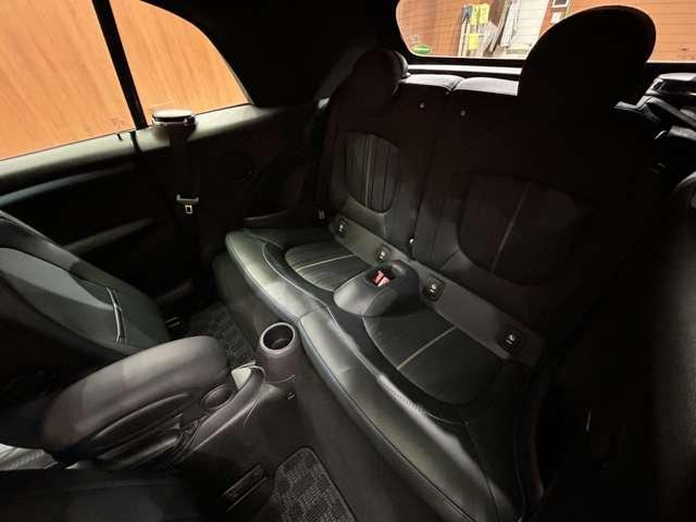 ＭＩＮＩ クーパー　コンバーチブル　サイドウォークエディション　限定車　革シート　クルーズコントロール　シートヒーター　ナビ　Ｂカメラ　Ｂｌｕｅｔｏｏｔｈ接続　ＰＤＣ　ＬＥＤヘッドライト　コンフォートアクセス　インテリジェントセーフティ　ドラレコ　ミラー内蔵ＥＴＣ（33枚目）