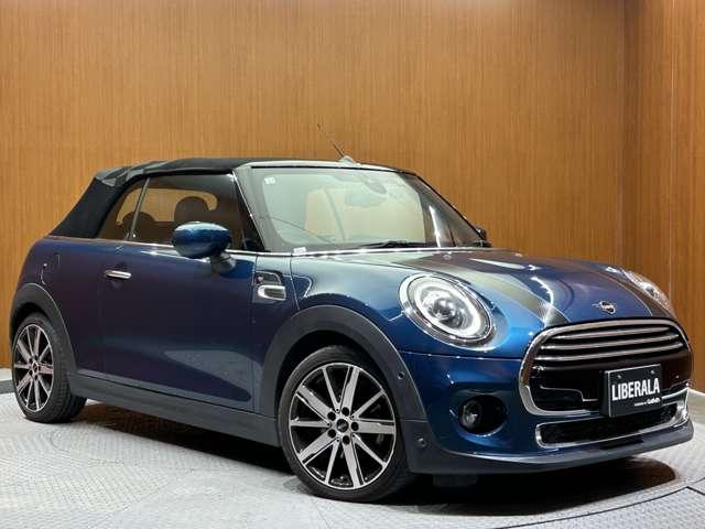 ＭＩＮＩ クーパー　コンバーチブル　サイドウォークエディション　限定車　革シート　クルーズコントロール　シートヒーター　ナビ　Ｂカメラ　Ｂｌｕｅｔｏｏｔｈ接続　ＰＤＣ　ＬＥＤヘッドライト　コンフォートアクセス　インテリジェントセーフティ　ドラレコ　ミラー内蔵ＥＴＣ（43枚目）