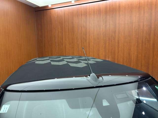 ＭＩＮＩ クーパー　コンバーチブル　サイドウォークエディション　限定車　革シート　クルーズコントロール　シートヒーター　ナビ　Ｂカメラ　Ｂｌｕｅｔｏｏｔｈ接続　ＰＤＣ　ＬＥＤヘッドライト　コンフォートアクセス　インテリジェントセーフティ　ドラレコ　ミラー内蔵ＥＴＣ（62枚目）