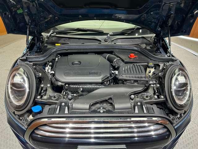 ＭＩＮＩ クーパー　コンバーチブル　サイドウォークエディション　限定車　革シート　クルーズコントロール　シートヒーター　ナビ　Ｂカメラ　Ｂｌｕｅｔｏｏｔｈ接続　ＰＤＣ　ＬＥＤヘッドライト　コンフォートアクセス　インテリジェントセーフティ　ドラレコ　ミラー内蔵ＥＴＣ（63枚目）