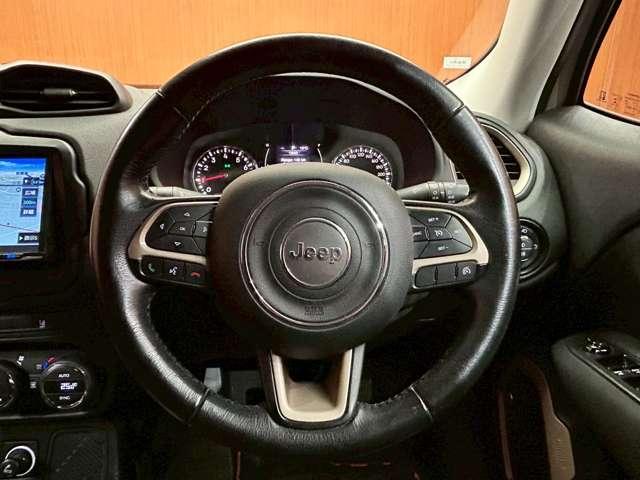ジープ・レネゲード ロンジチュード　ビーツオーディオ　クルーズコントロール　レーンキープアシスト　ＫＥＮＷＯＯＤナビ　フルセグＴＶ　バックカメラ　Ｂｌｕｅｔｏｏｔｈ　純正アルミホイール　ＥＴＣ（17枚目）