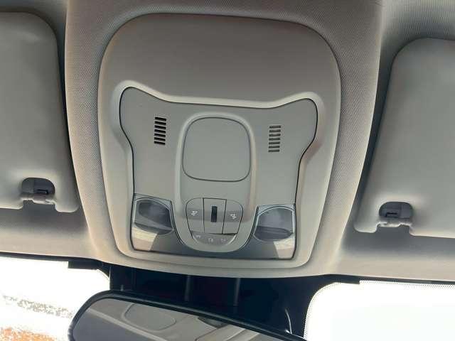 ジープ・レネゲード ロンジチュード　ビーツオーディオ　クルーズコントロール　レーンキープアシスト　ＫＥＮＷＯＯＤナビ　フルセグＴＶ　バックカメラ　Ｂｌｕｅｔｏｏｔｈ　純正アルミホイール　ＥＴＣ（26枚目）