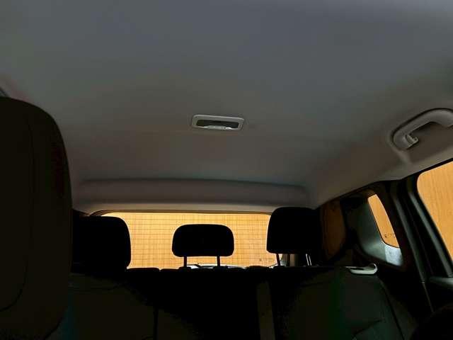 ジープ・レネゲード ロンジチュード　ビーツオーディオ　クルーズコントロール　レーンキープアシスト　ＫＥＮＷＯＯＤナビ　フルセグＴＶ　バックカメラ　Ｂｌｕｅｔｏｏｔｈ　純正アルミホイール　ＥＴＣ（27枚目）