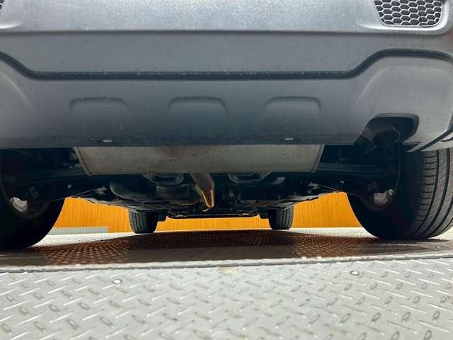 ジープ・レネゲード ロンジチュード　ビーツオーディオ　クルーズコントロール　レーンキープアシスト　ＫＥＮＷＯＯＤナビ　フルセグＴＶ　バックカメラ　Ｂｌｕｅｔｏｏｔｈ　純正アルミホイール　ＥＴＣ（59枚目）