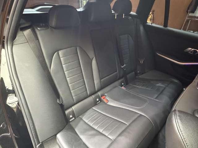 ３シリーズ ３２０ｄ　ｘＤｒｉｖｅツーリング　Ｍスポーツ　ハイラインＰＫＧ　ＡＣＣ　黒革シート　ナビ　Ｂカメラ　Ｂｌｕｅｔｏｏｔｈ接続　電動リアゲート　電動シート　シートヒーター　ＬＥＤヘッドライト　　衝突軽減Ｂ　ＢＳＭ　ＬＫＡ　　ＥＴＣ　ドラレコ（8枚目）