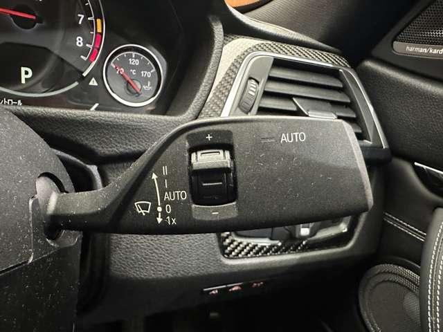 M4 M4クーペ 19インチAW harman/kardon 黒革 カーボンインテリア カーボンルーフ ブルーキャリパー HUD インテリジェントセーフティ クルコン 純正ナビ Bluetooth シートヒーター(23枚目)
