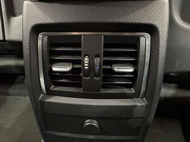 M4 M4クーペ 19インチAW harman/kardon 黒革 カーボンインテリア カーボンルーフ ブルーキャリパー HUD インテリジェントセーフティ クルコン 純正ナビ Bluetooth シートヒーター(37枚目)