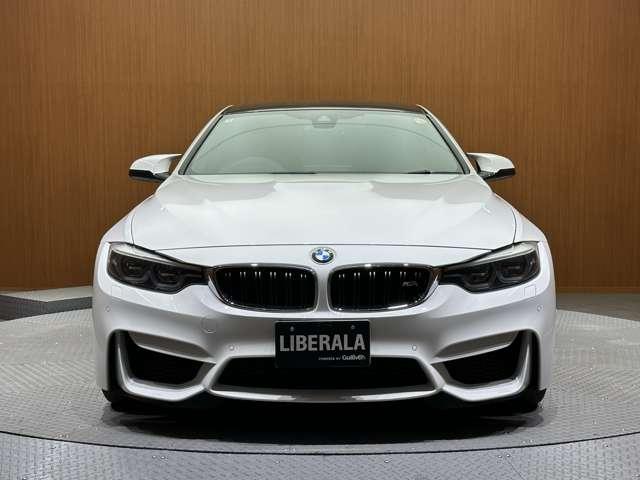 M4 M4クーペ 19インチAW harman/kardon 黒革 カーボンインテリア カーボンルーフ ブルーキャリパー HUD インテリジェントセーフティ クルコン 純正ナビ Bluetooth シートヒーター(49枚目)