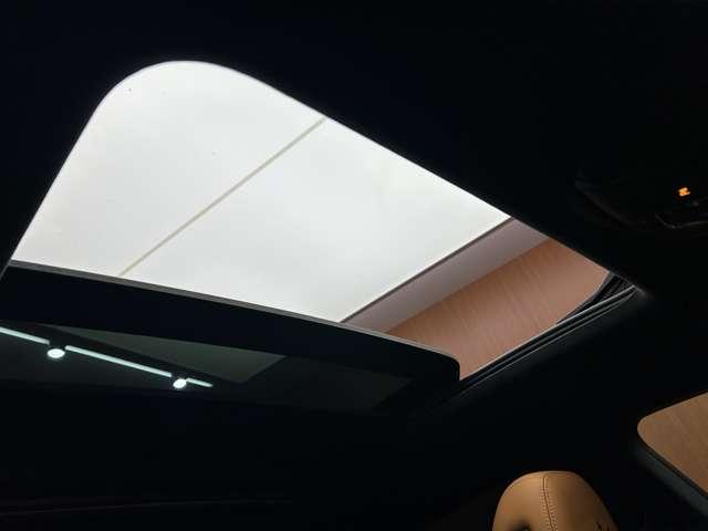 レヴァンテ V8ウルティマ 限定車 パノラマSR 茶黒革シート Bowers&Wilkinsサウンド ACC ナビ TV 360°Bluetooth接続 シートH パークアシスト 電動リアゲート 純正22インチAW ドラレコ(33枚目)