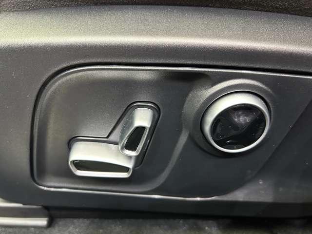 レヴァンテ V8ウルティマ 限定車 パノラマSR 茶黒革シート Bowers&Wilkinsサウンド ACC ナビ TV 360°Bluetooth接続 シートH パークアシスト 電動リアゲート 純正22インチAW ドラレコ(36枚目)