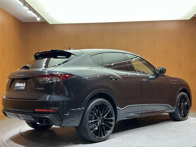 レヴァンテ V8ウルティマ 限定車 パノラマSR 茶黒革シート Bowers&Wilkinsサウンド ACC ナビ TV 360°Bluetooth接続 シートH パークアシスト 電動リアゲート 純正22インチAW ドラレコ(56枚目)