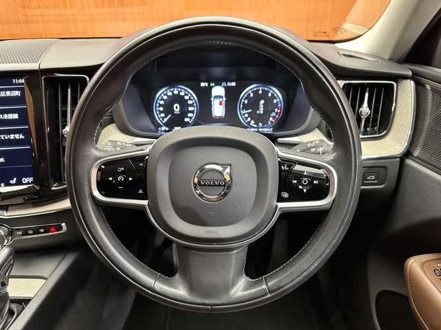 ＸＣ６０ Ｔ５　ＡＷＤ　インスクリプション　パノラマＳＲ　茶革シート　ｈａｒｍａｎｋａｒｄｏｎサウンド　ＨＵＤ　ＡＣＣ　ナビ　３６０°Ｂｌｕｅｔｏｏｔｈ接続　シートヒーター　ベンチレーション　電動リアゲート　パークアシスト　衝突軽減Ｂ　ＢＳＭ（19枚目）