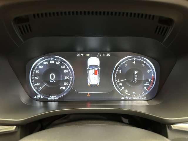 ＸＣ６０ Ｔ５　ＡＷＤ　インスクリプション　パノラマＳＲ　茶革シート　ｈａｒｍａｎｋａｒｄｏｎサウンド　ＨＵＤ　ＡＣＣ　ナビ　３６０°Ｂｌｕｅｔｏｏｔｈ接続　シートヒーター　ベンチレーション　電動リアゲート　パークアシスト　衝突軽減Ｂ　ＢＳＭ（20枚目）