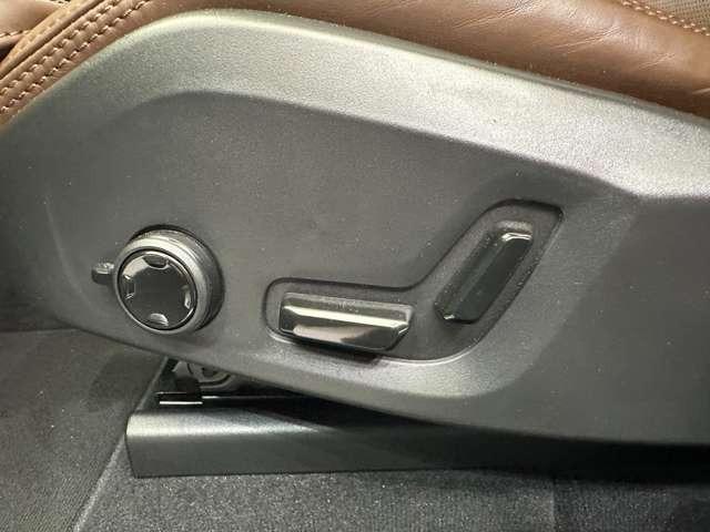 ＸＣ６０ Ｔ５　ＡＷＤ　インスクリプション　パノラマＳＲ　茶革シート　ｈａｒｍａｎｋａｒｄｏｎサウンド　ＨＵＤ　ＡＣＣ　ナビ　３６０°Ｂｌｕｅｔｏｏｔｈ接続　シートヒーター　ベンチレーション　電動リアゲート　パークアシスト　衝突軽減Ｂ　ＢＳＭ（36枚目）