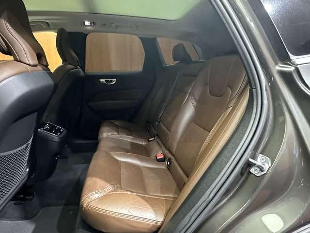 ＸＣ６０ Ｔ５　ＡＷＤ　インスクリプション　パノラマＳＲ　茶革シート　ｈａｒｍａｎｋａｒｄｏｎサウンド　ＨＵＤ　ＡＣＣ　ナビ　３６０°Ｂｌｕｅｔｏｏｔｈ接続　シートヒーター　ベンチレーション　電動リアゲート　パークアシスト　衝突軽減Ｂ　ＢＳＭ（41枚目）