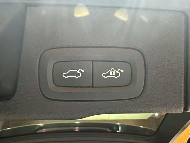 ＸＣ６０ Ｔ５　ＡＷＤ　インスクリプション　パノラマＳＲ　茶革シート　ｈａｒｍａｎｋａｒｄｏｎサウンド　ＨＵＤ　ＡＣＣ　ナビ　３６０°Ｂｌｕｅｔｏｏｔｈ接続　シートヒーター　ベンチレーション　電動リアゲート　パークアシスト　衝突軽減Ｂ　ＢＳＭ（49枚目）