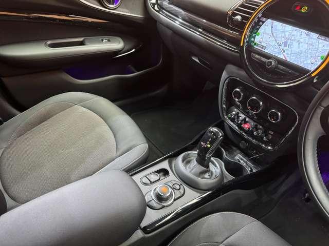 ＭＩＮＩ クーパー　クラブマン　ペッパーＰＫＧ　ＡＣＣ　ナビ　Ｂカメラ　Ｂｌｕｅｔｏｏｔｈ接続　ＰＤＣ　インテリジェントセーフティ　ＬＥＤヘッドライト　エキサイトメントＰＫＧ　コンフォートアクセス　ドラレコ　ＥＴＣ（13枚目）