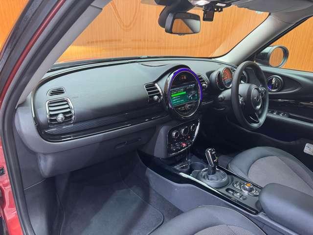 ＭＩＮＩ クーパー　クラブマン　ペッパーＰＫＧ　ＡＣＣ　ナビ　Ｂカメラ　Ｂｌｕｅｔｏｏｔｈ接続　ＰＤＣ　インテリジェントセーフティ　ＬＥＤヘッドライト　エキサイトメントＰＫＧ　コンフォートアクセス　ドラレコ　ＥＴＣ（34枚目）