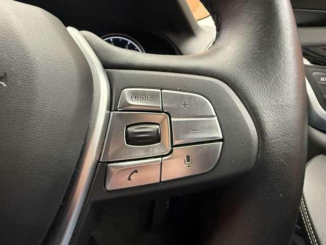 ご来店が難しいお客様もご安心下さい。自社での査定に加え、第三者機関に委託し、車両の鑑定を行っております。