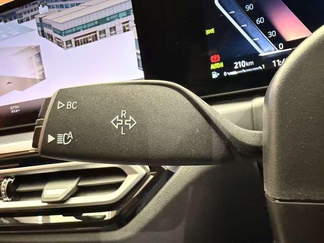 ３シリーズ ３２０ｄ　ｘＤｒｉｖｅツーリング　Ｍスポーツ　ＨＵＤ　純正ナビ　３６０°カメラ　ＡＣＣ　ＢＳＭ　パーキングアシスト　ハーフレザーシート　シートヒーター　パワーシート　ＬＥＤヘッドライト　ハイビームアシスト　電動リアゲート　ＥＴＣ（24枚目）
