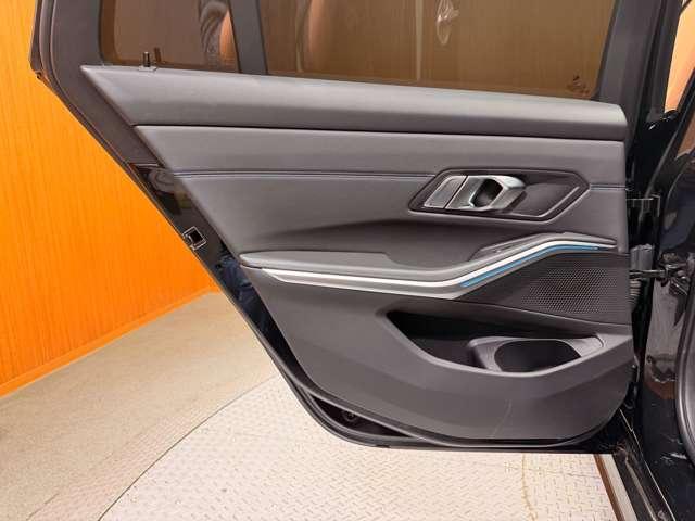 ３シリーズ ３２０ｄ　ｘＤｒｉｖｅツーリング　Ｍスポーツ　ＨＵＤ　純正ナビ　３６０°カメラ　ＡＣＣ　ＢＳＭ　パーキングアシスト　ハーフレザーシート　シートヒーター　パワーシート　ＬＥＤヘッドライト　ハイビームアシスト　電動リアゲート　ＥＴＣ（45枚目）